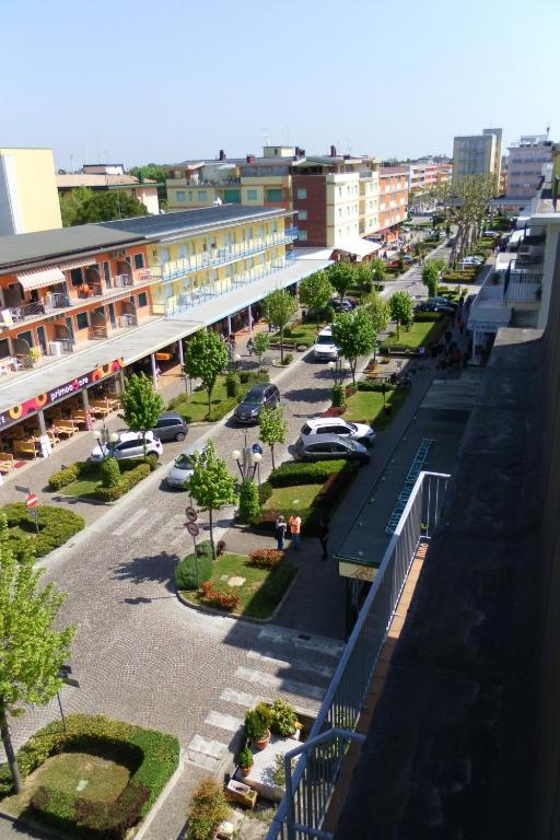 Lilium Maris Hotel Bibione Exterior foto